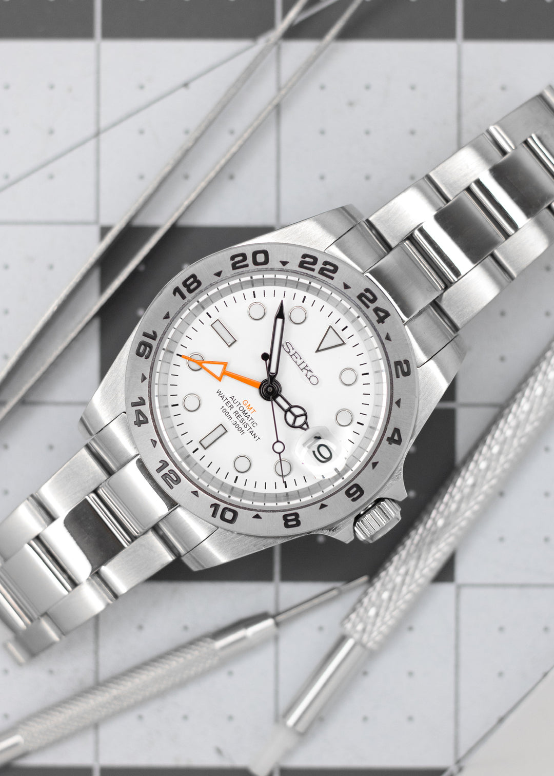 Smooth Polar GMT – Chrono Canada