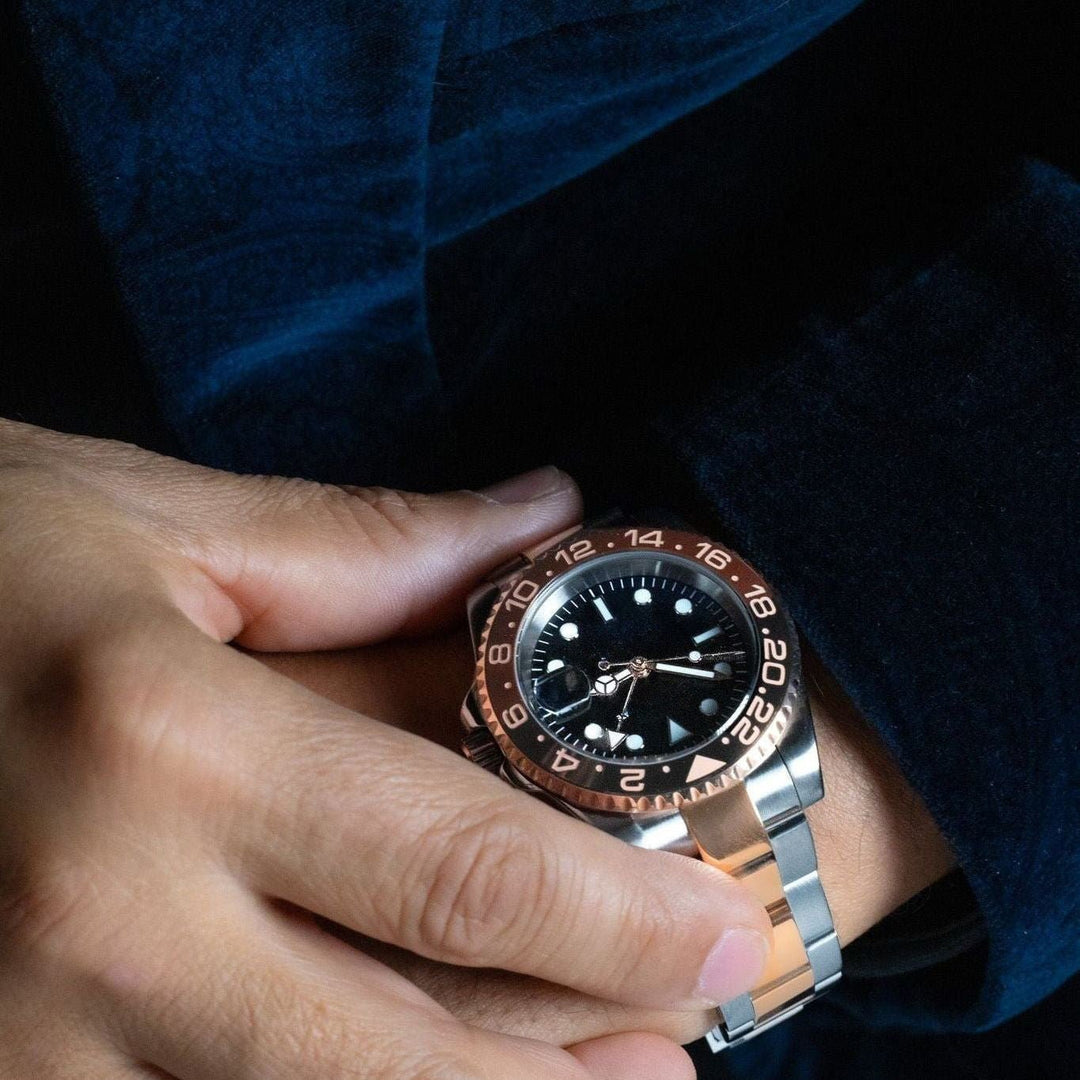 2 - Tone RootBeer GMT - Chrono Canada