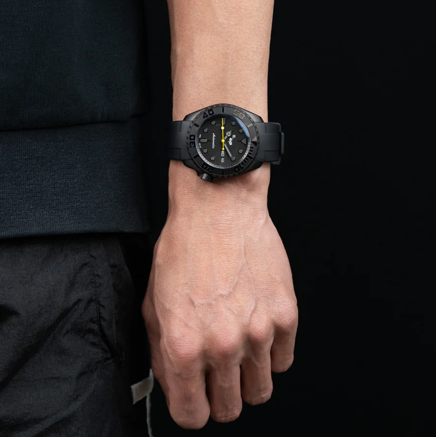 Stealth Yellow Strike (0-60)