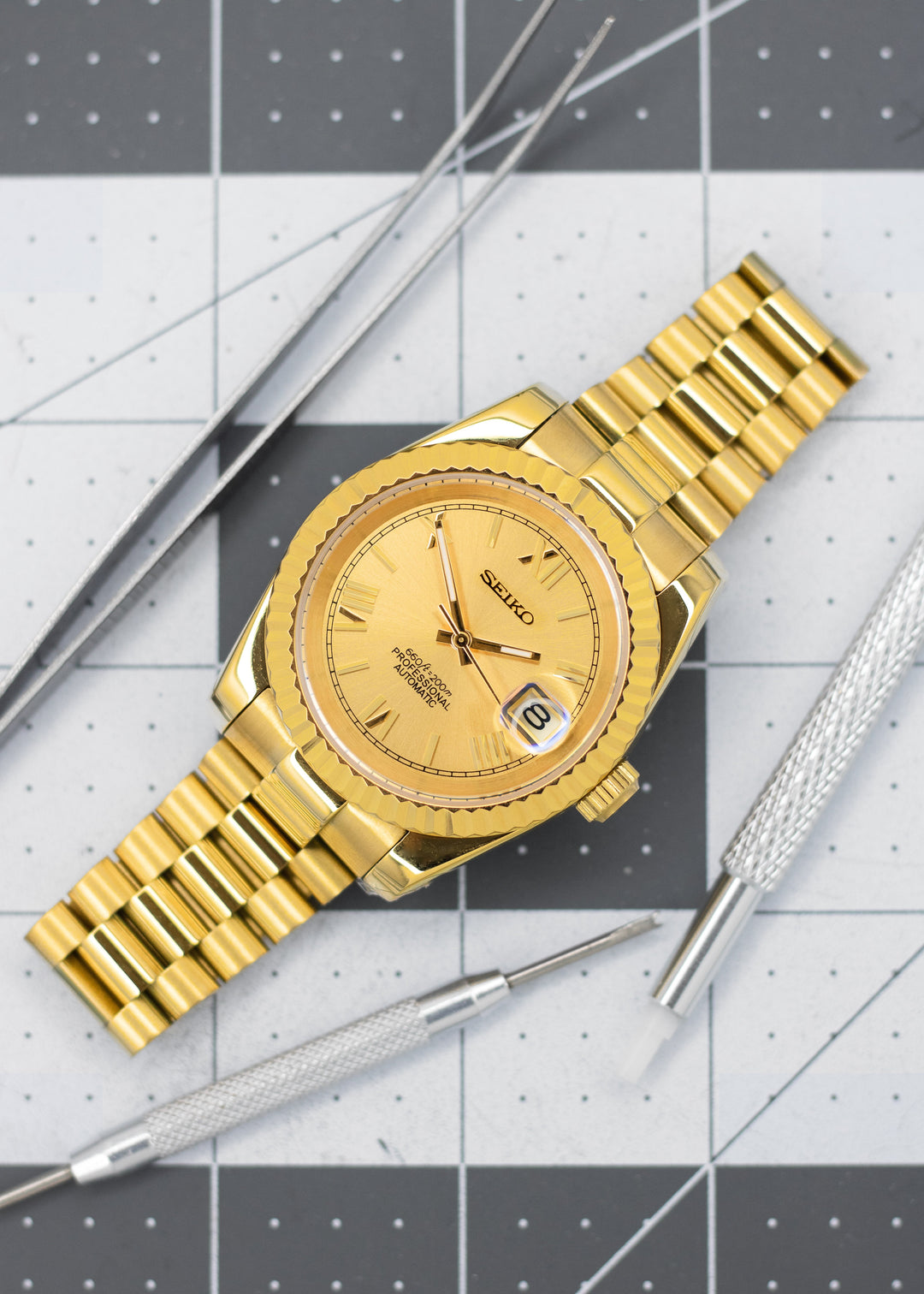 Gold Roman DJ 36MM