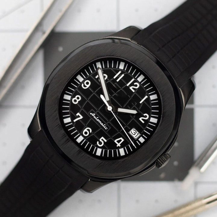 Aqua Black - Chrono Canada