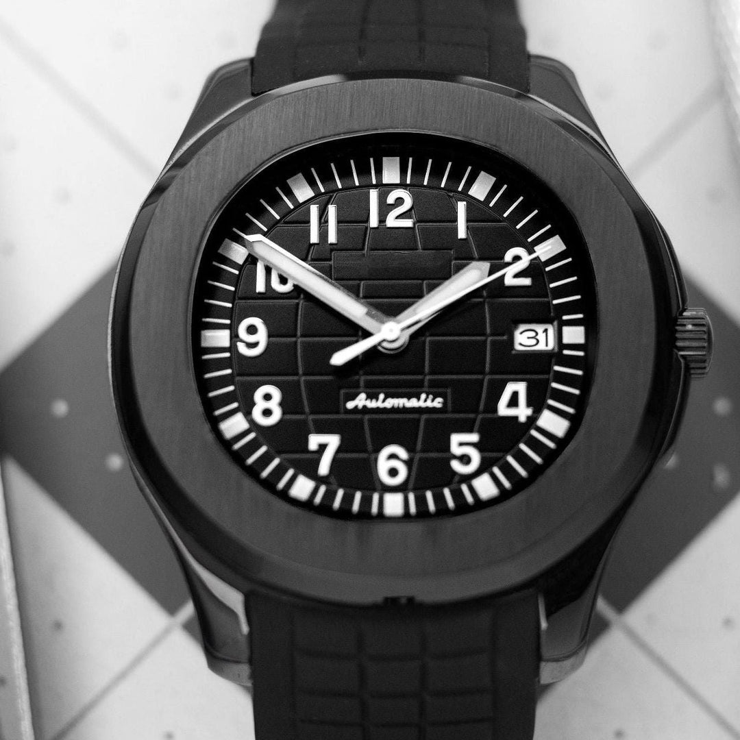 Aqua Black - Chrono Canada