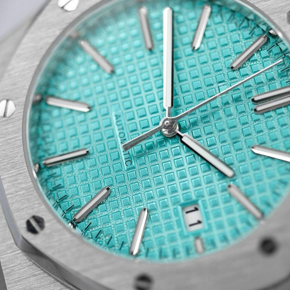 Aqua Blue Oak - Chrono Canada