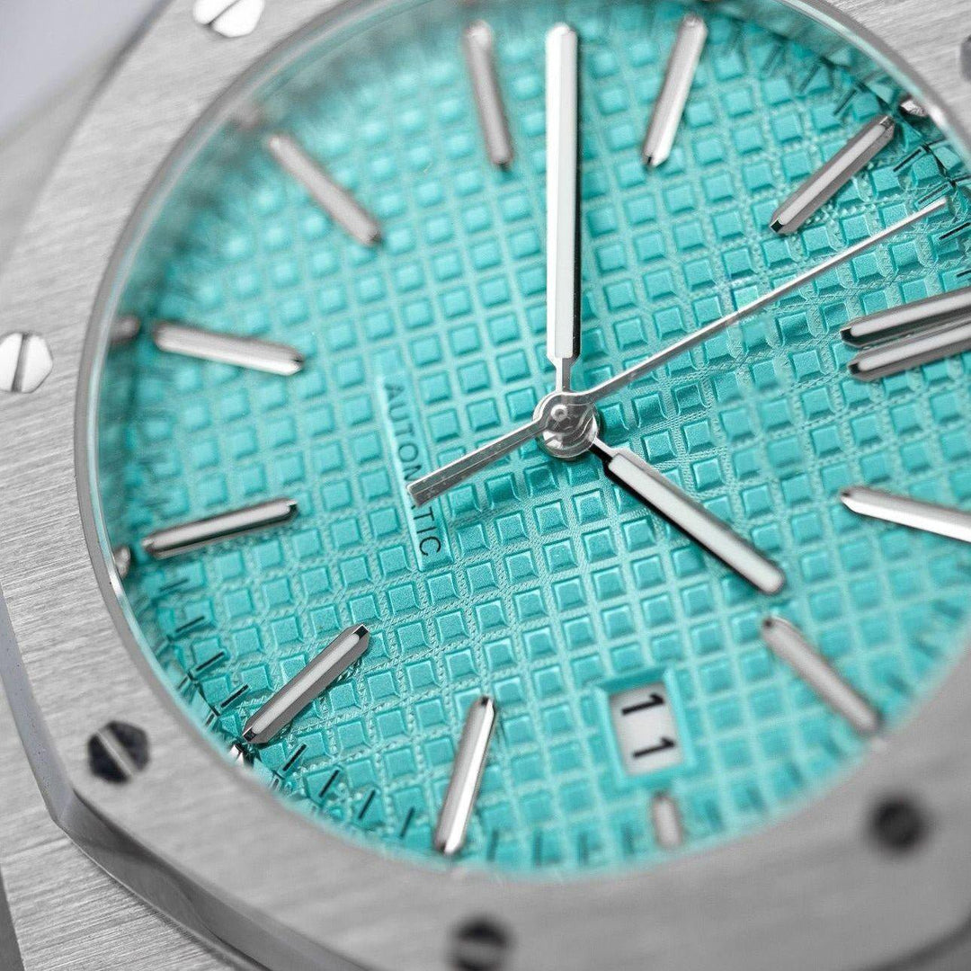 Aqua Blue Oak - Chrono Canada