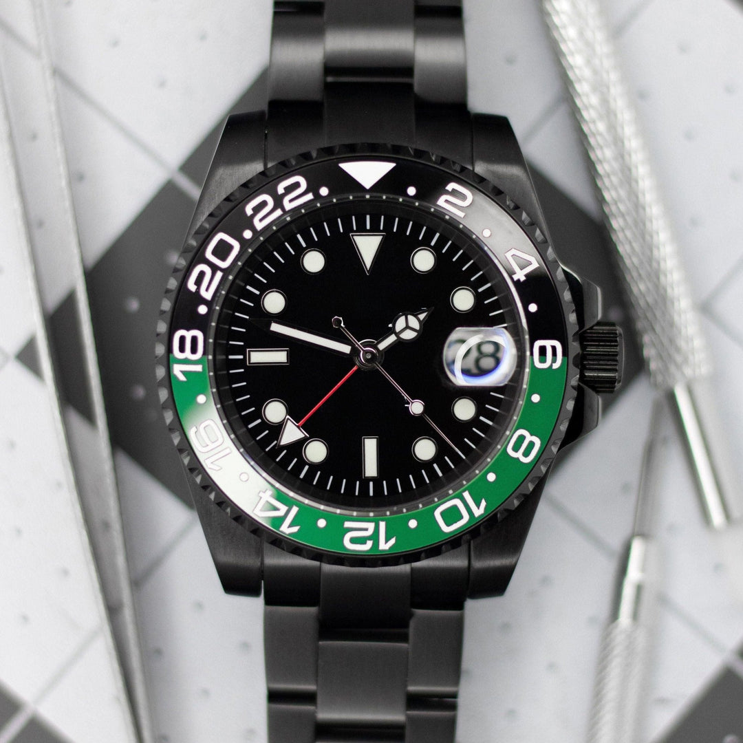 Black Green/Black GMT - Chrono Canada