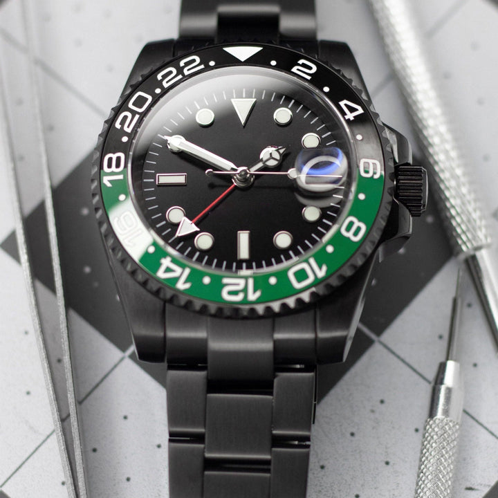 Black Green/Black GMT - Chrono Canada