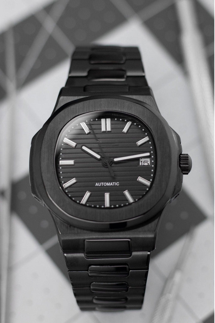 Black Naut - Chrono Canada