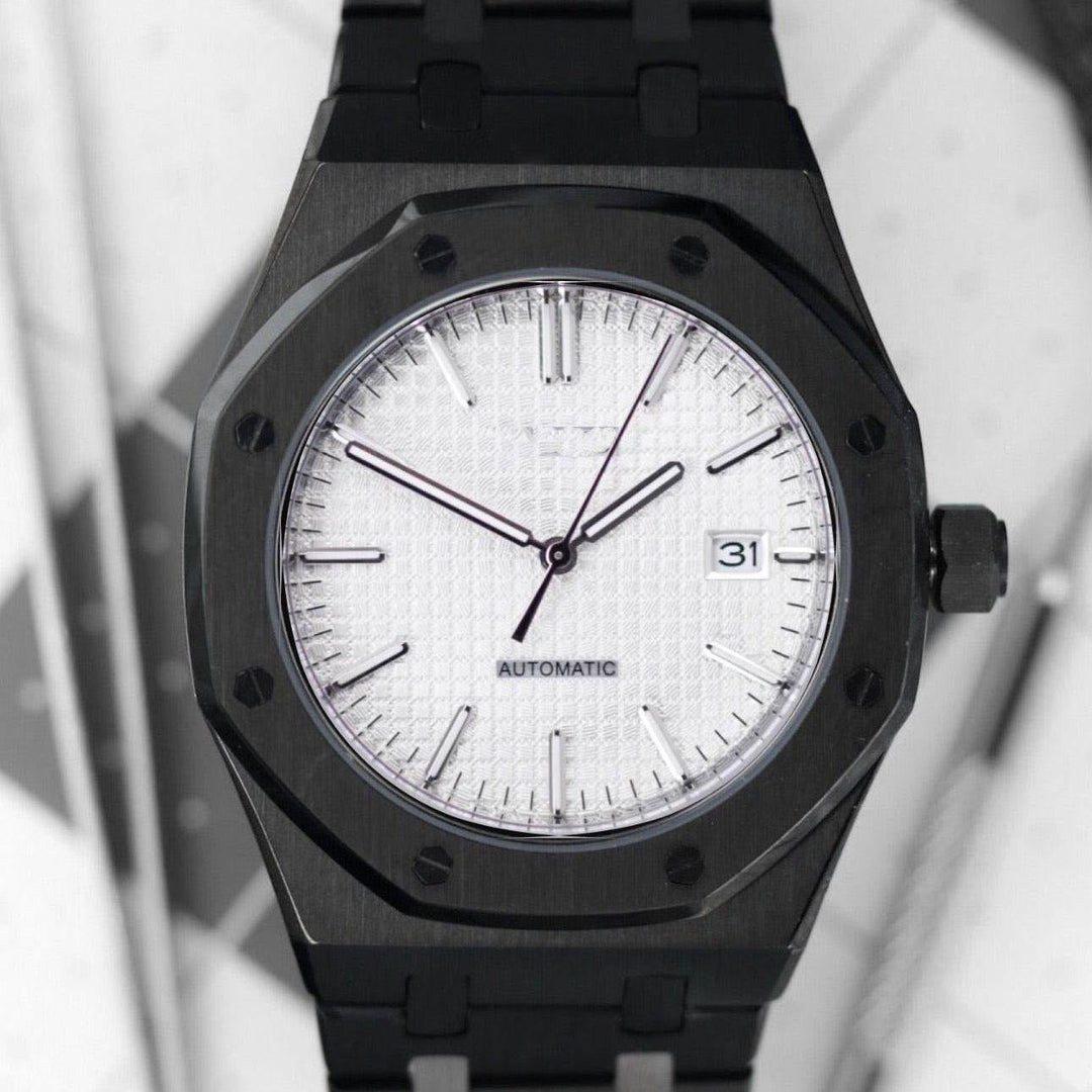 Black Oak (White) - Chrono Canada