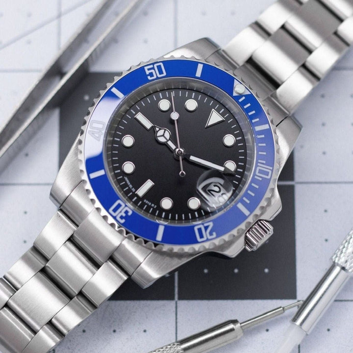 Blue Black Sub - Chrono Canada