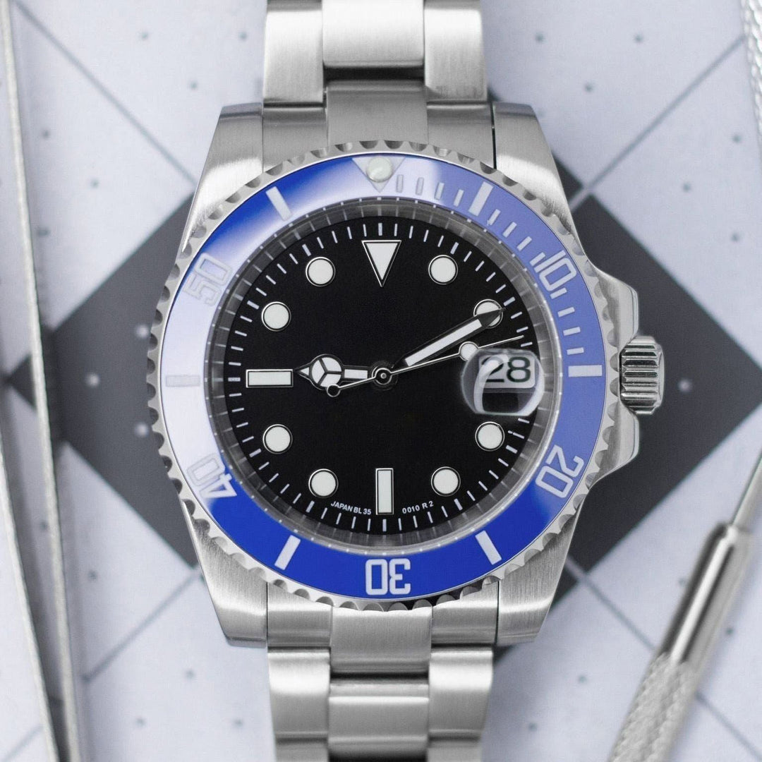 Blue Black Sub - Chrono Canada