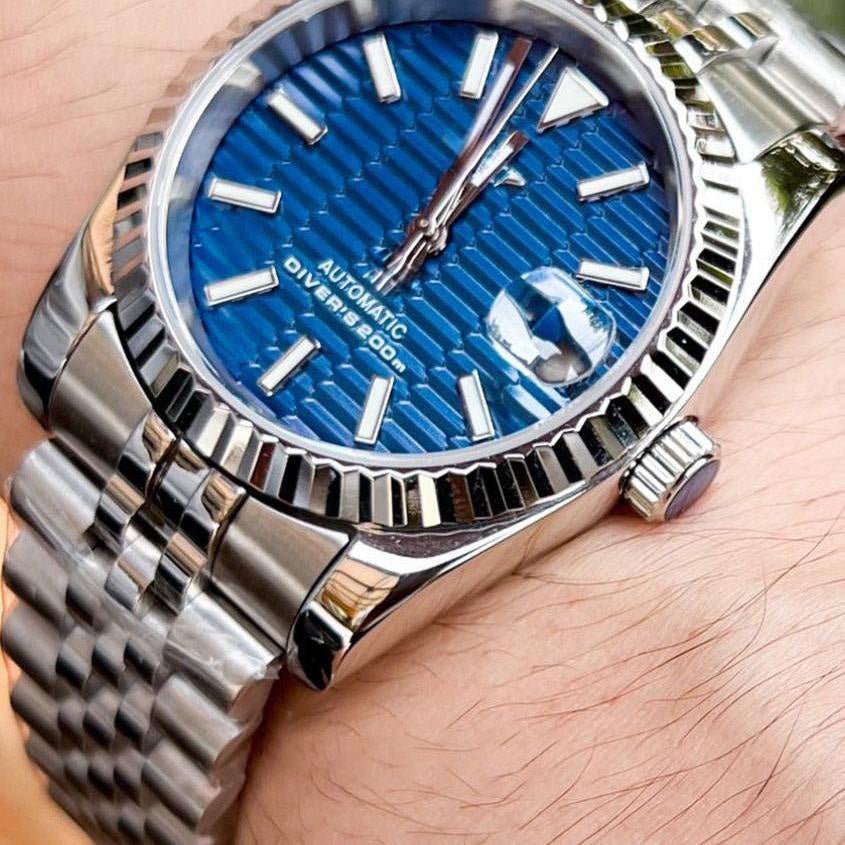 Blue Motif DJ - Chrono Canada