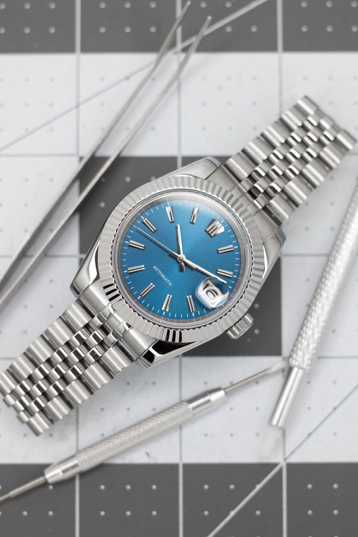 Blue Sunburst DJ - Chrono Canada