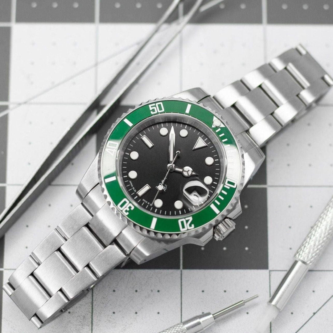 Ceramic Green Sub - Chrono Canada