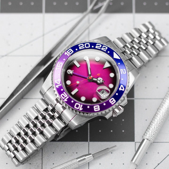 Crazy Purple GMT - Chrono Canada