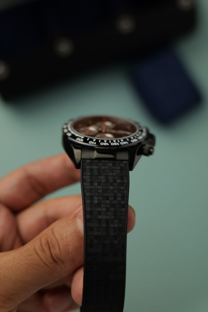 Cubic Dark Chronograph - Chrono Canada