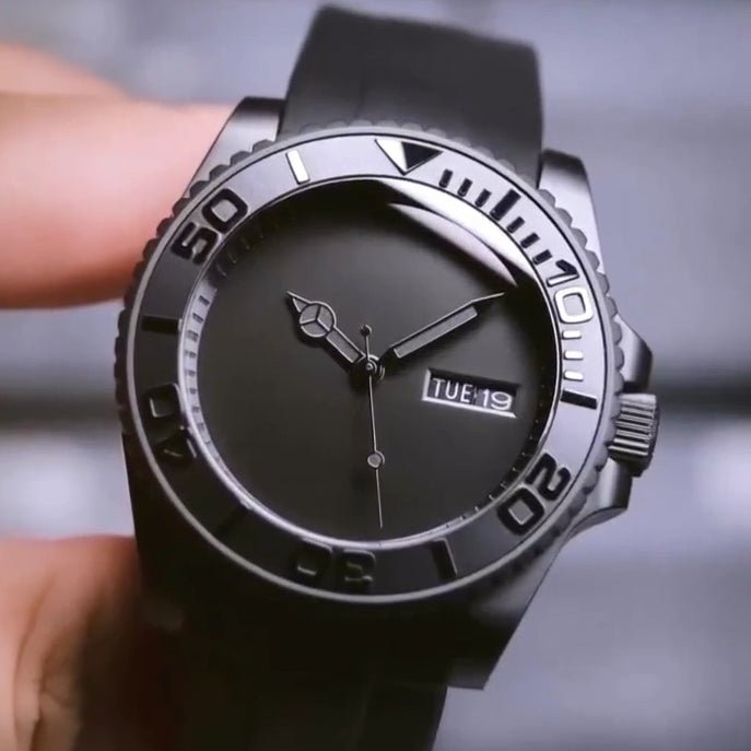 Dark Demon Yacht - Chrono Canada