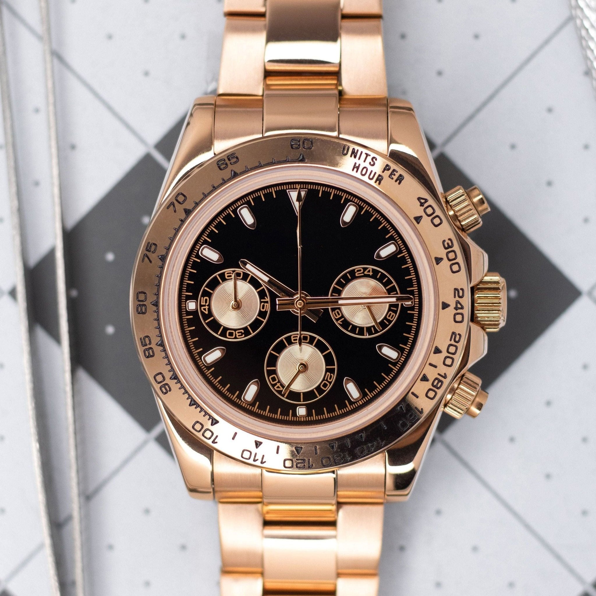 Dark Rose Chronograph - Chrono Canada