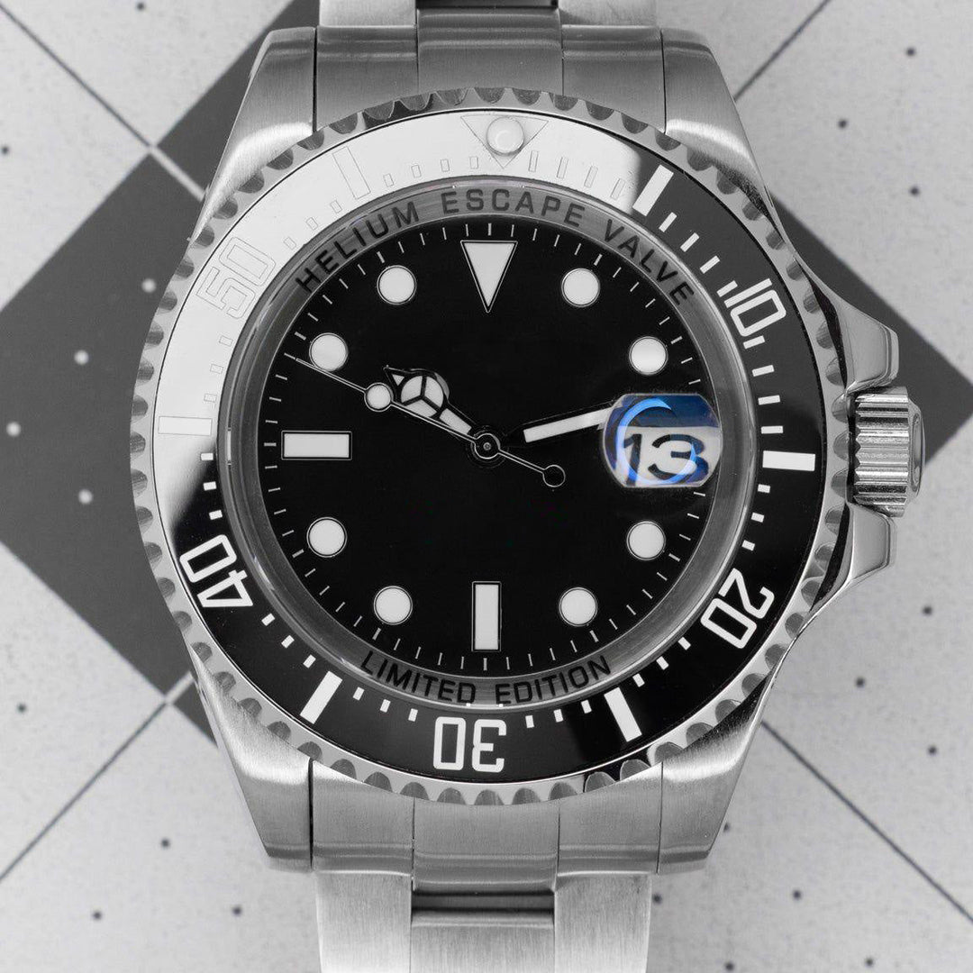 Dweller 44mm - Chrono Canada