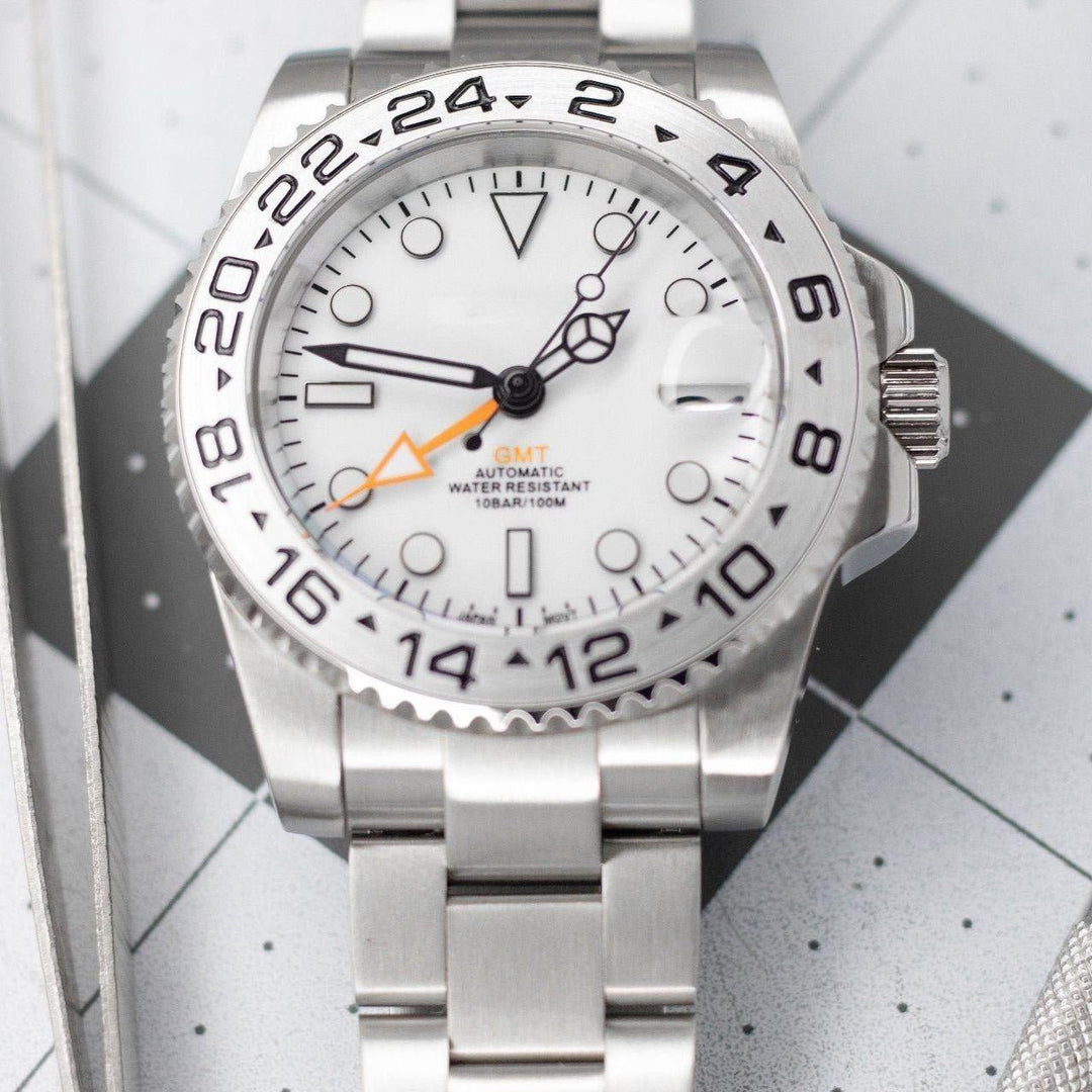 Edged Polar GMT - Chrono Canada
