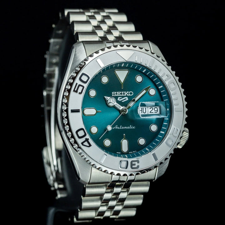 Emerald Yacht 5 - Chrono Canada