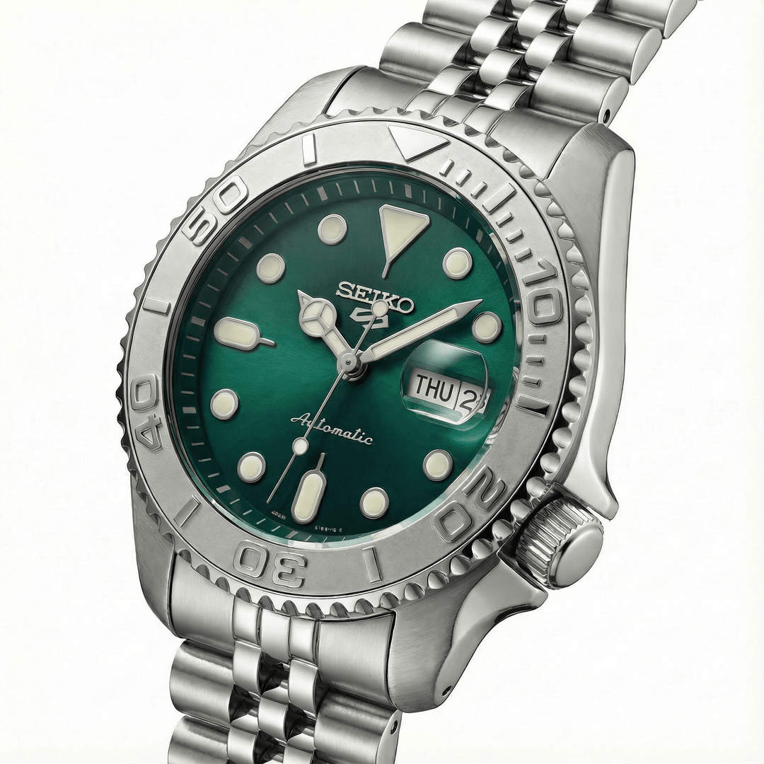 Emerald Yacht 5 - Chrono Canada