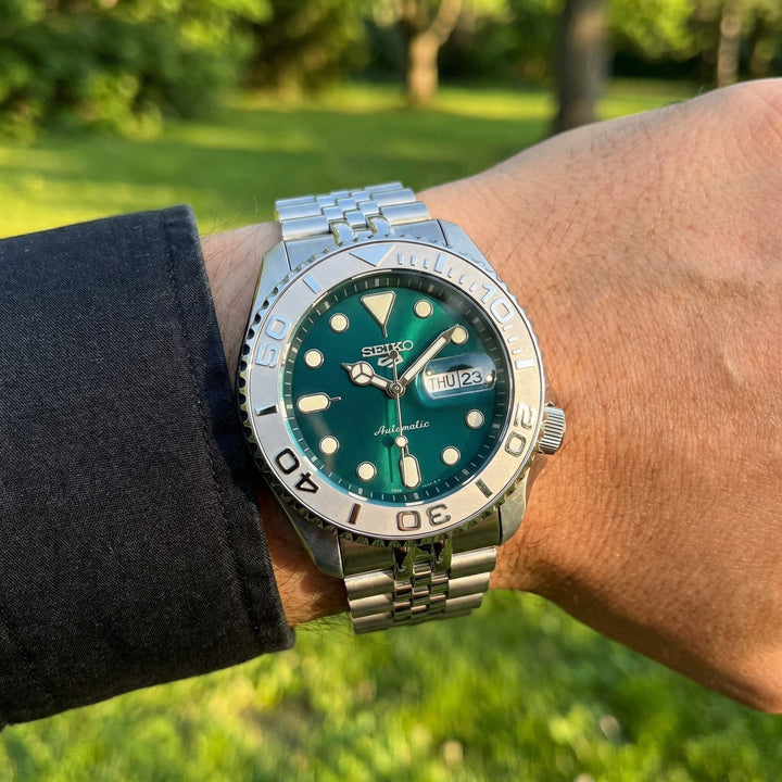 Emerald Yacht 5 - Chrono Canada