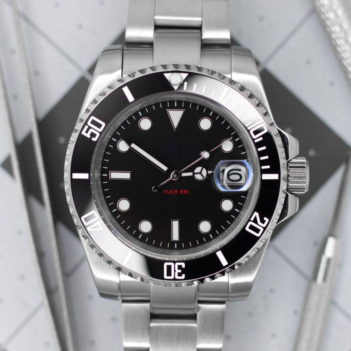 (FEm) Classic Ceramic Sub - Chrono Canada