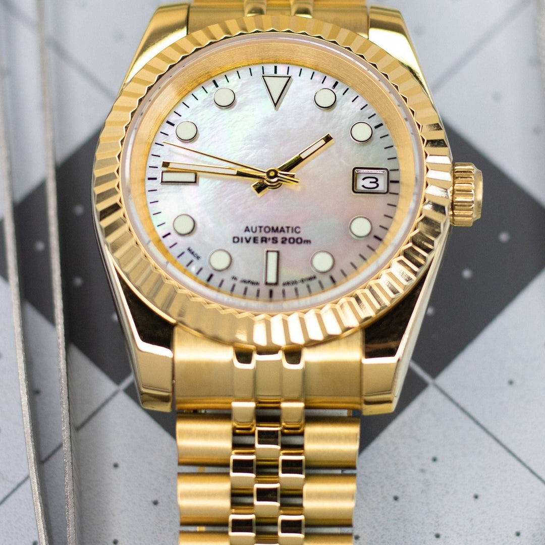 Gold Pearl DJ - Chrono Canada