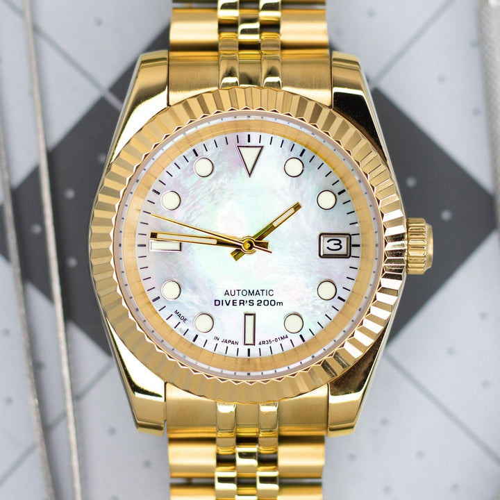 Gold Pearl DJ - Chrono Canada