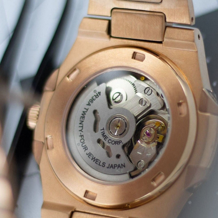 Naut Grey Skeleton - Chrono Canada