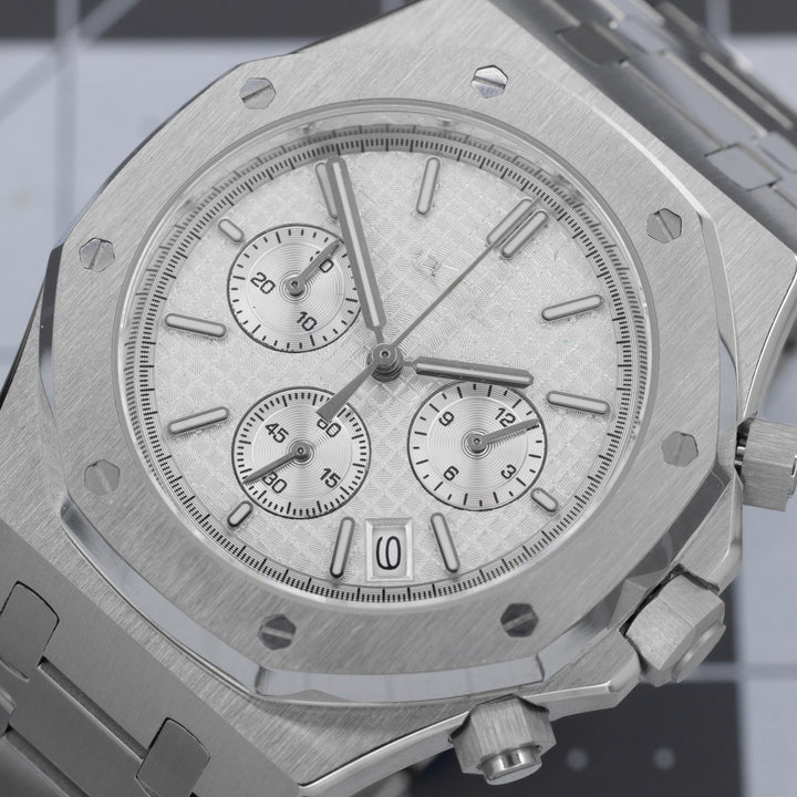 Oak Chronograph (White) - Chrono Canada