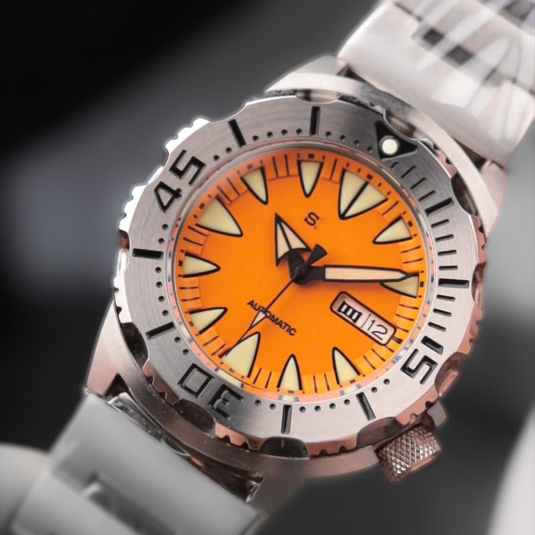 Orange Crusher Tank - Chrono Canada