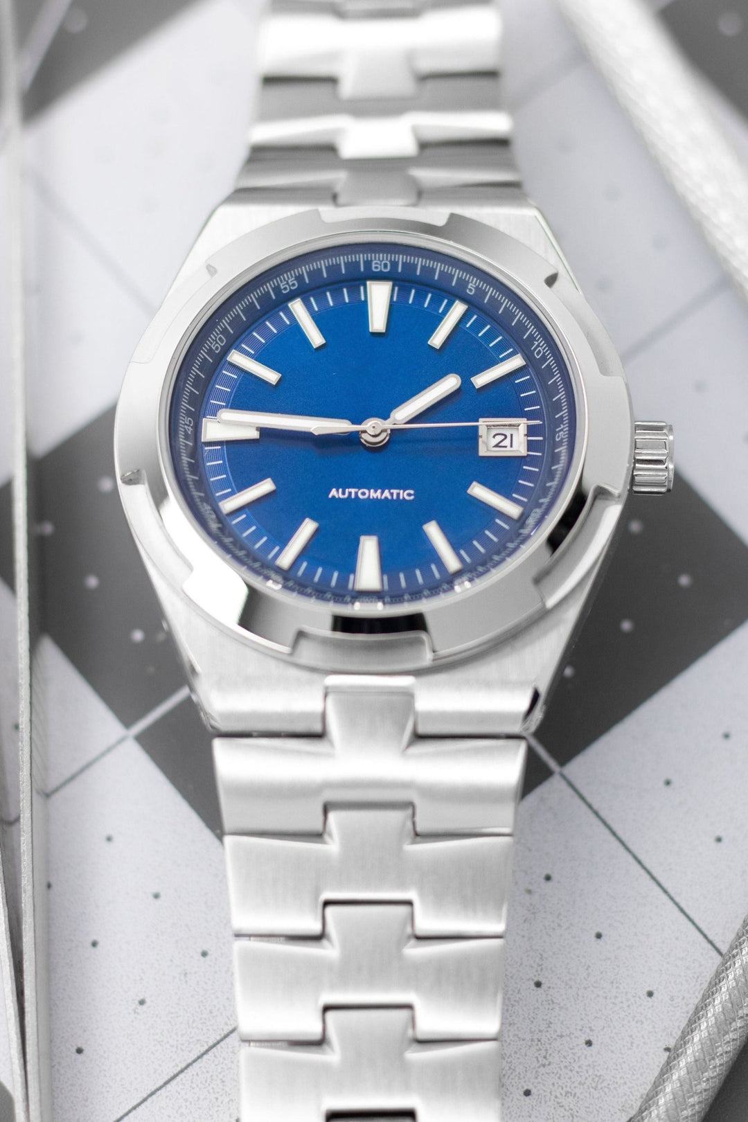 Over S - Chrono Canada