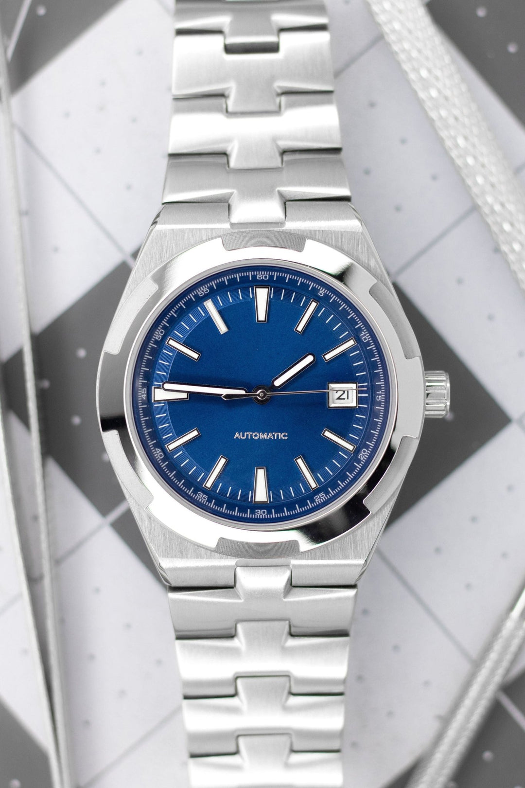 Over S - Chrono Canada