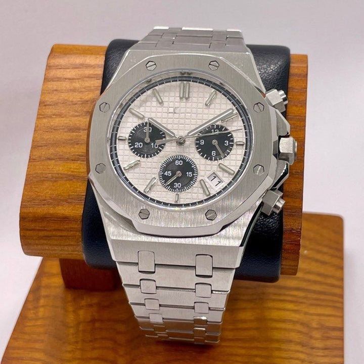 Panda Oak Chronograph - Chrono Canada