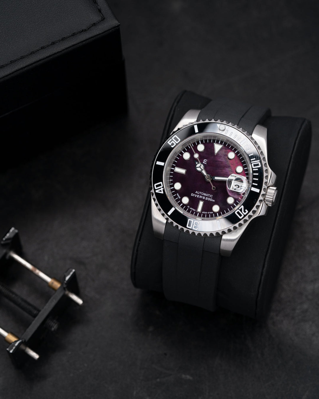 Pearl Ceramic Sub - Chrono Canada