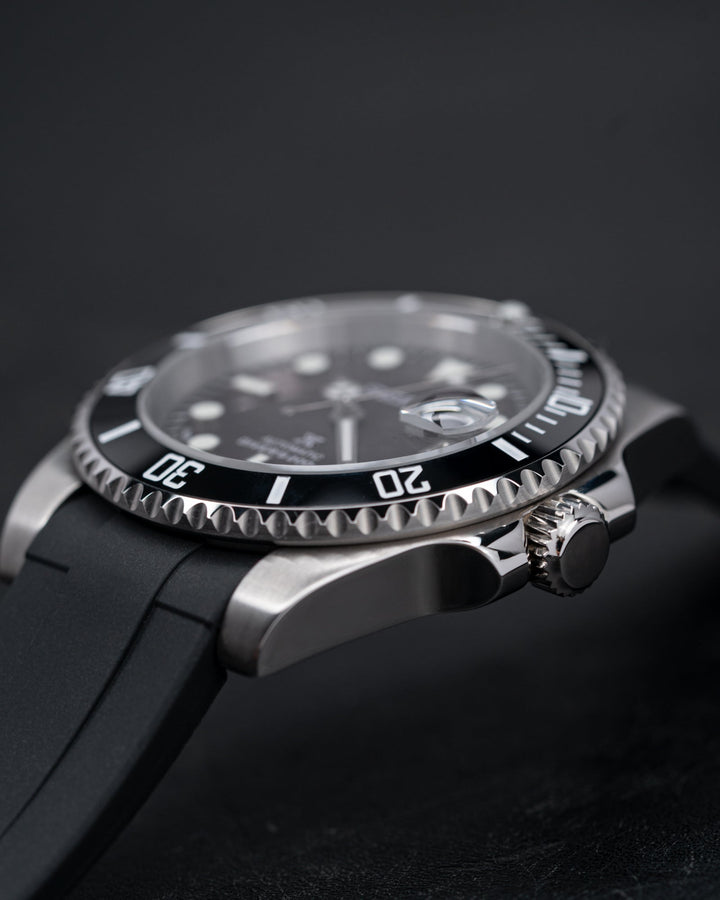 Pearl Ceramic Sub - Chrono Canada