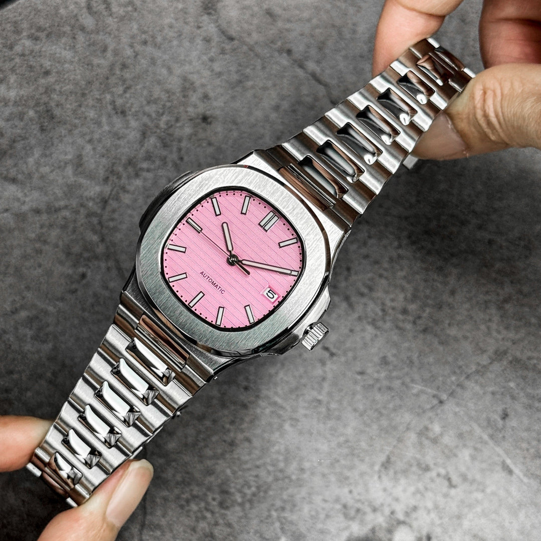 Pink Naut - Chrono Canada