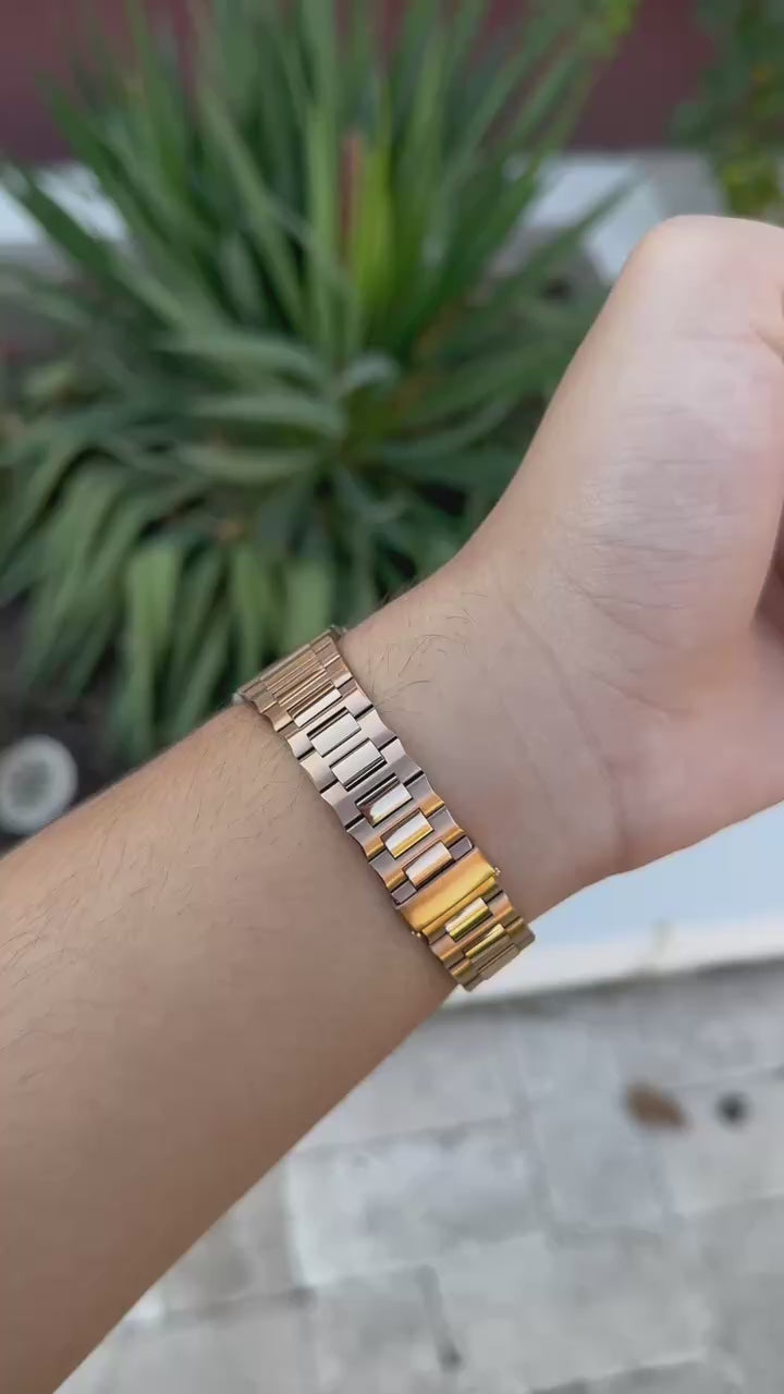 Rose Skeleton Brown Naut