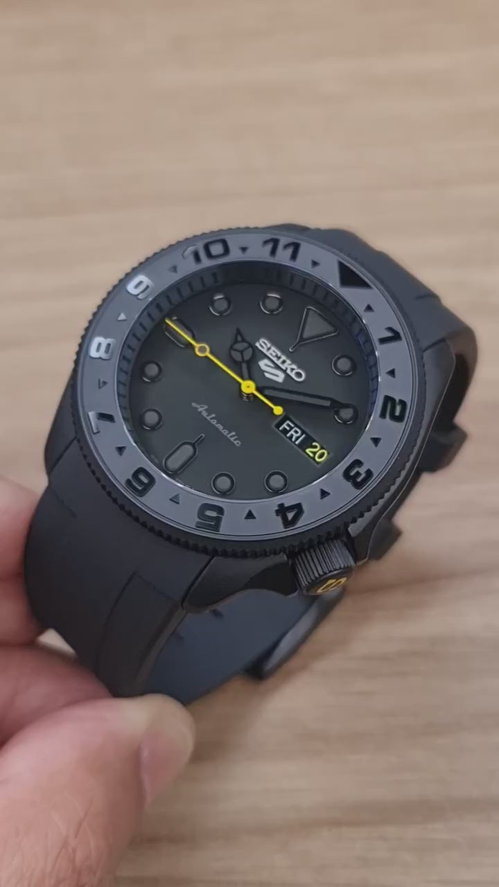 Stealth Yellow Strike