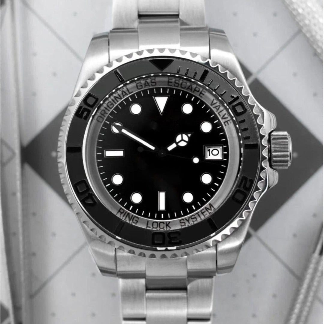 Sea Living YM - Chrono Canada