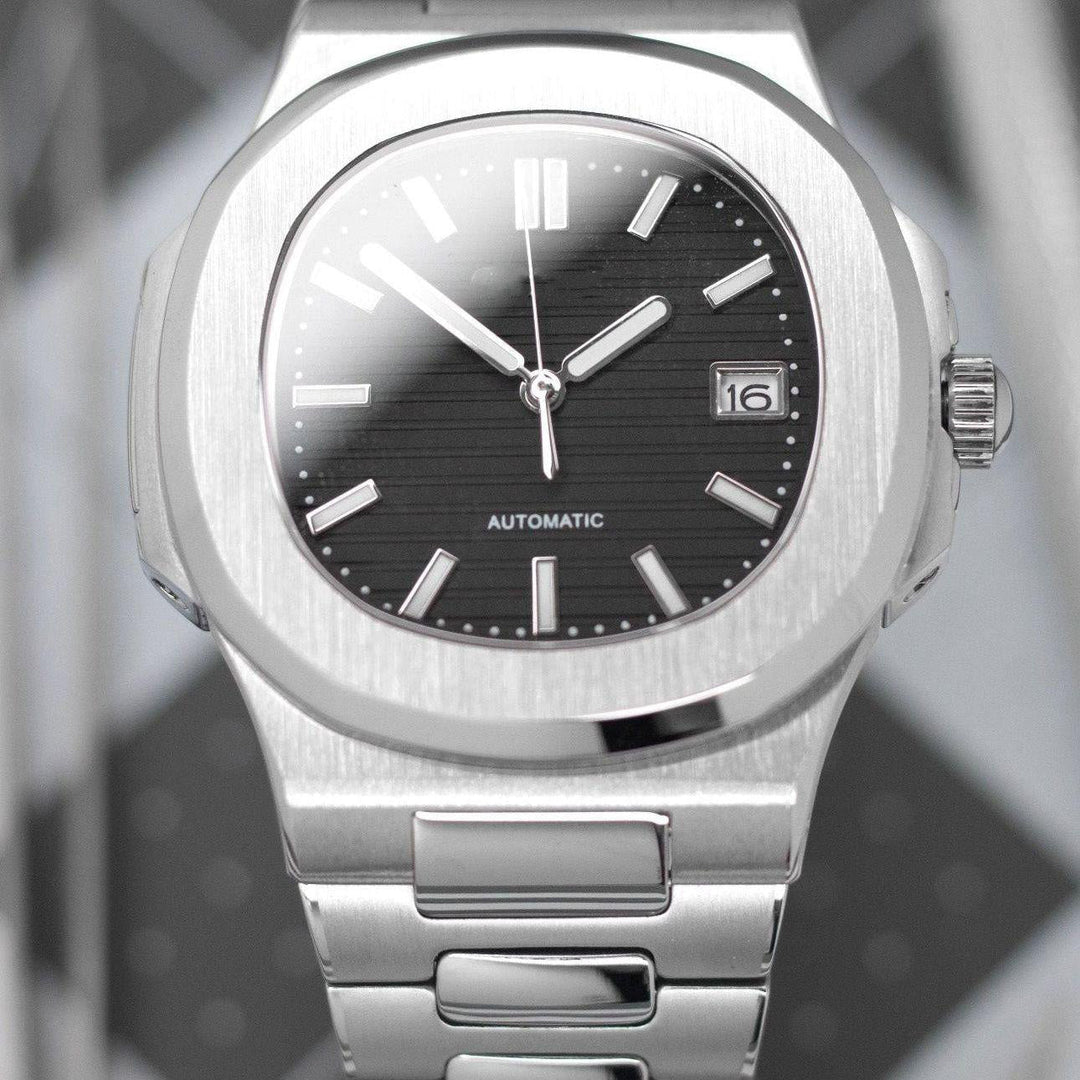 Silver Black Naut - Chrono Canada