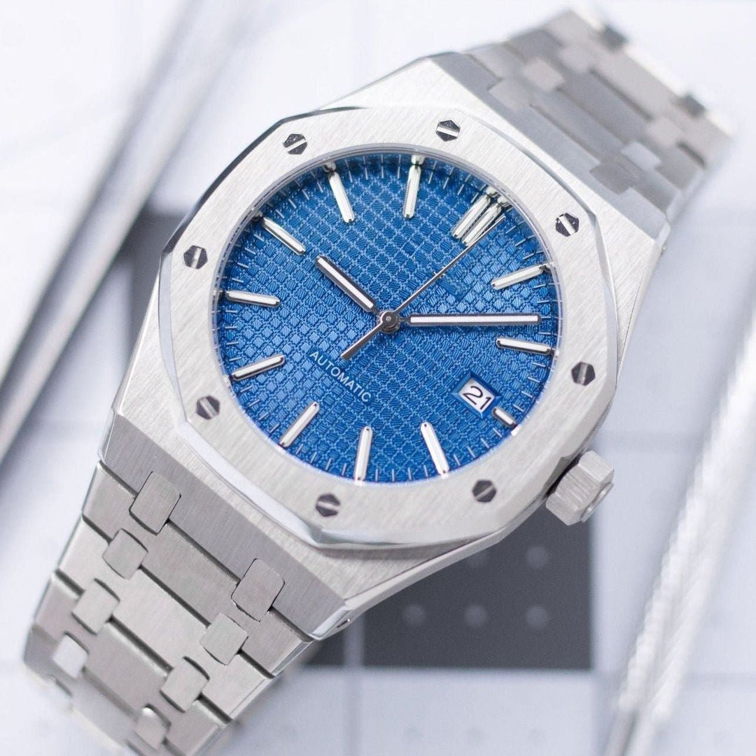 Silver Blue Oak - Chrono Canada