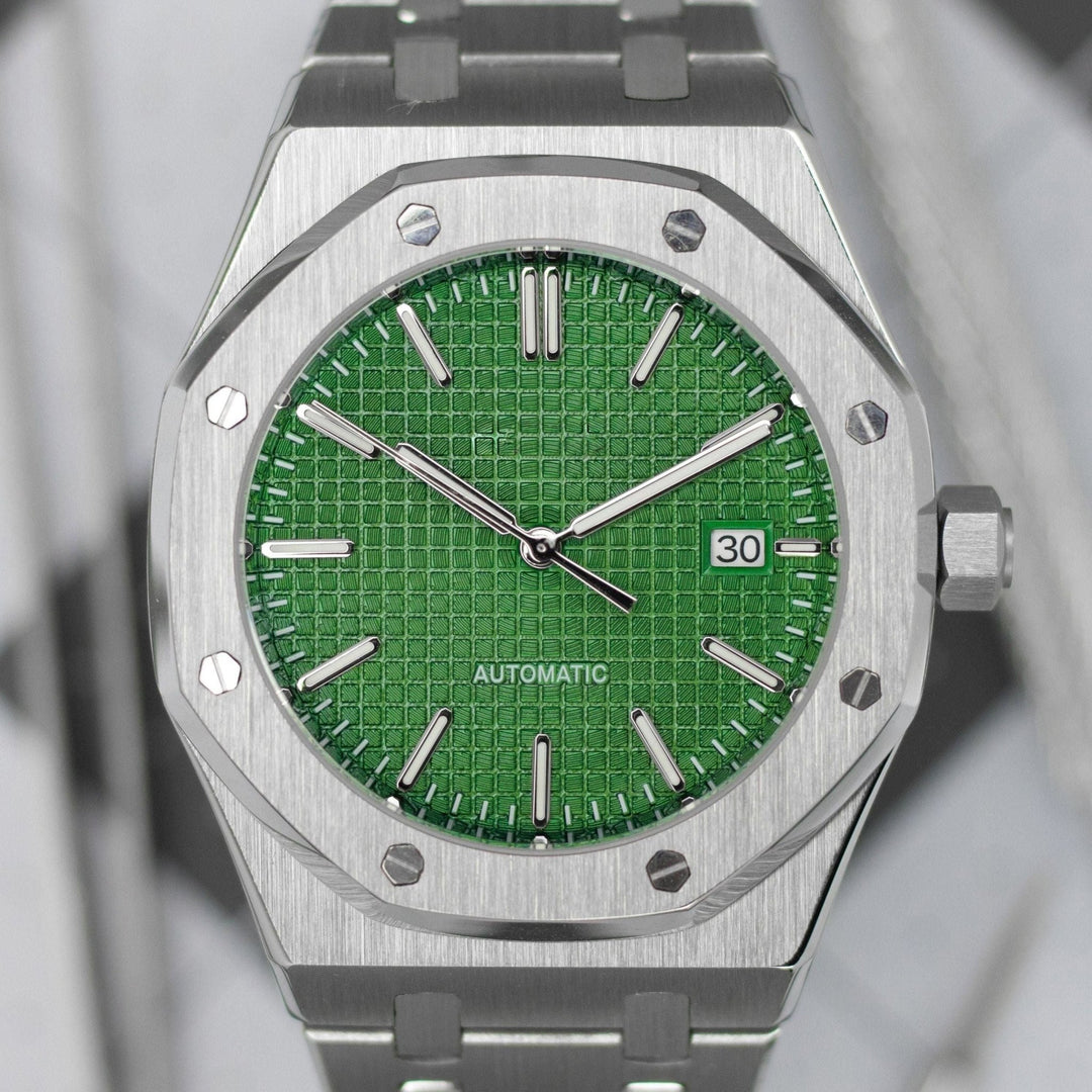 Silver Green Oak - Chrono Canada