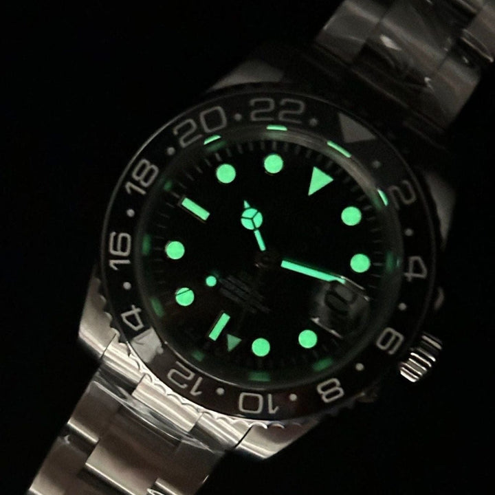 Silver RootBeer GMT - Chrono Canada