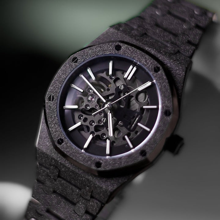 Skeleton Frost Oak Black - Chrono Canada