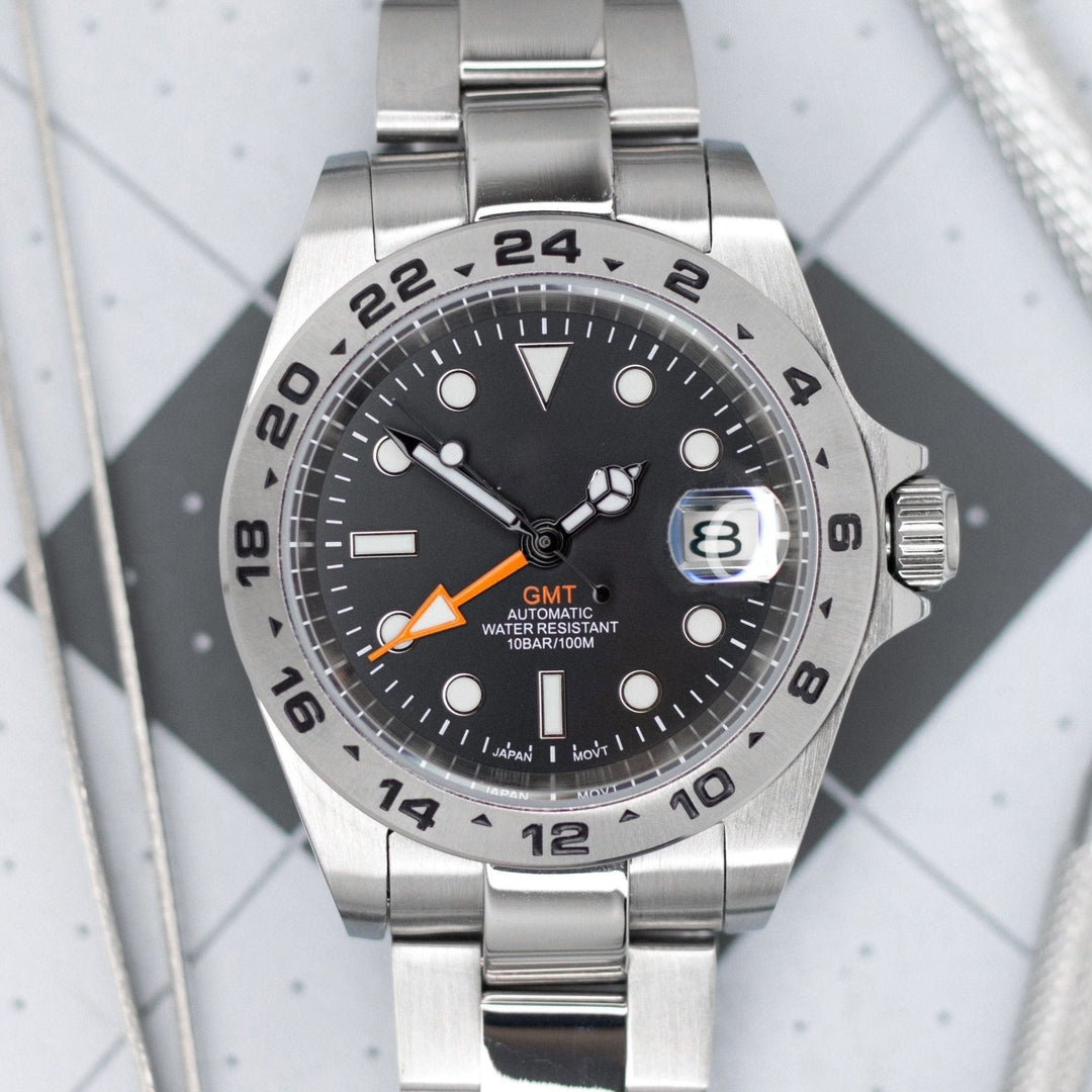 Smooth Dark Polar GMT - Chrono Canada