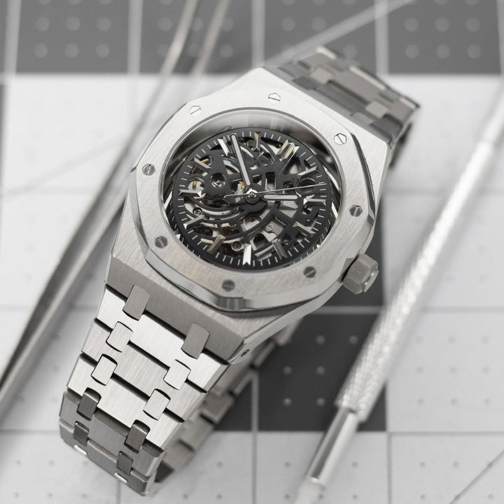 SS Oak Skeleton - Chrono Canada