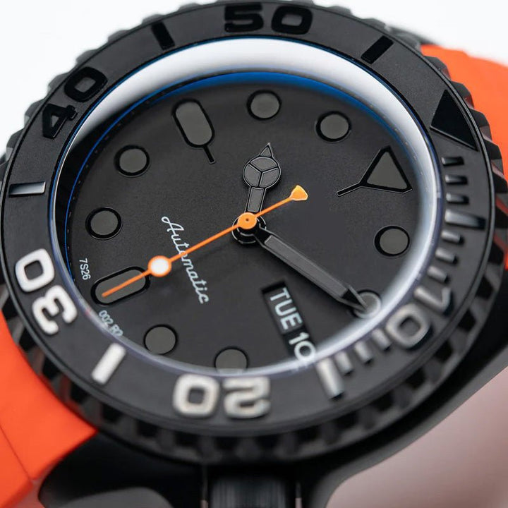 Stealth Apricot - Chrono Canada