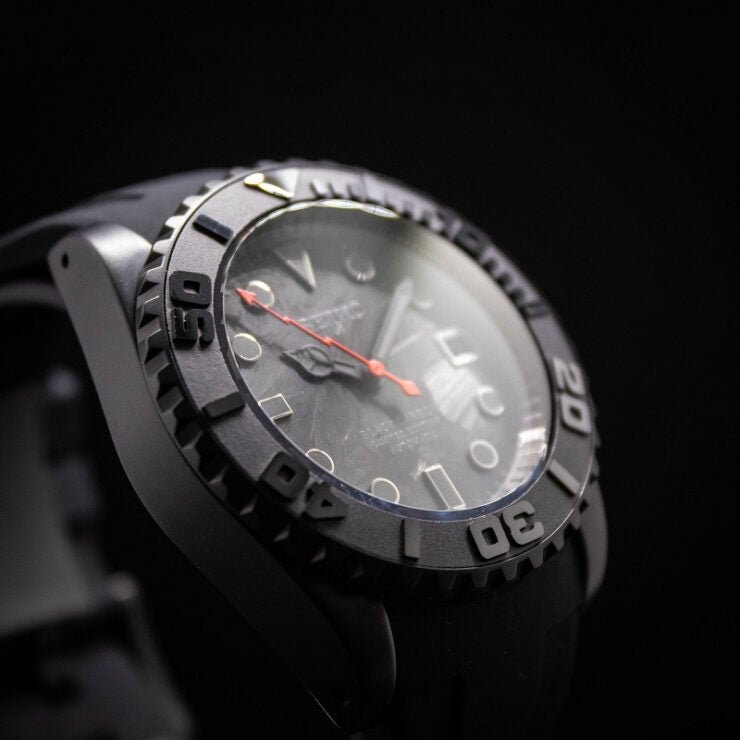 Stealth Black Carbon - Chrono Canada